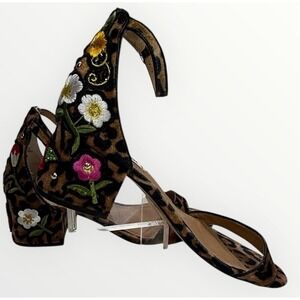 Steve Madden Leopard Floral Embroidered Block Heel Sandals Women's‎ Size 9